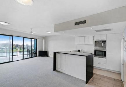 21/11 Innovation Parkway, Birtinya, QLD 4575, Austrália