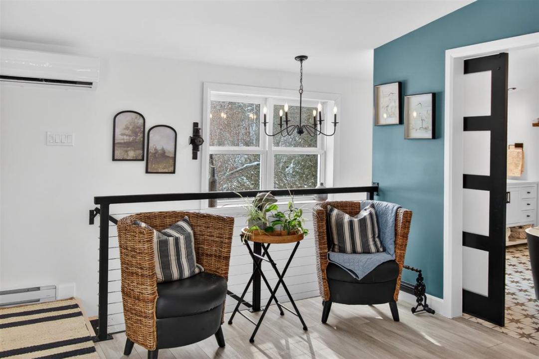 2319 Ch. du Lac-Cameron, Amherst, Quebec J0T 2T0, Canadá