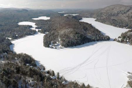 Ch. Wilfrid, Saint-Faustin/Lac-Carré, Quebec J0T 2G0, Kanada