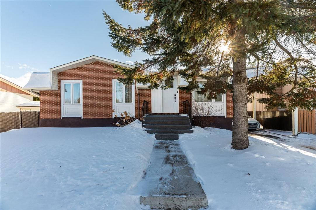 975 Rue Latour, Longueuil (Saint-Hubert), Quebec J3Y 6X9, Canada