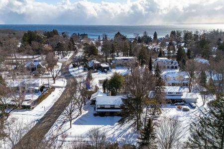 134 ABBEY COURT, Oakville, Ontario L6J 4L1, Canada