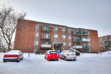 2860 Rue Quevillon, Longueuil (Saint-Hubert), Quebec J3Y 5H3, Canada