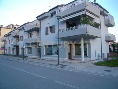 Via Umberto I, Bovolone, Vénétie 37051, Italie