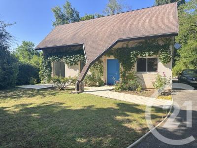 Nevers, Bourgogne 58000, France