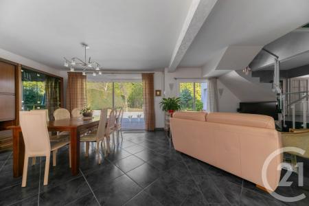 Bellerive Sur Allier, Auvergne 03700, France