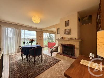 Moulins, Auvergne 03000, France