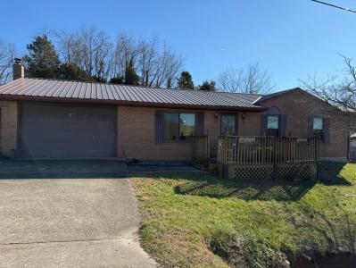1217 Oak Hill Road, Somerset, Kentucky 42503, USA
