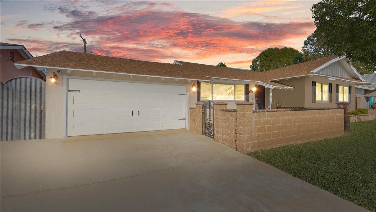 1212 W Vesta St, Ontario, Californie 91762, États-Unis