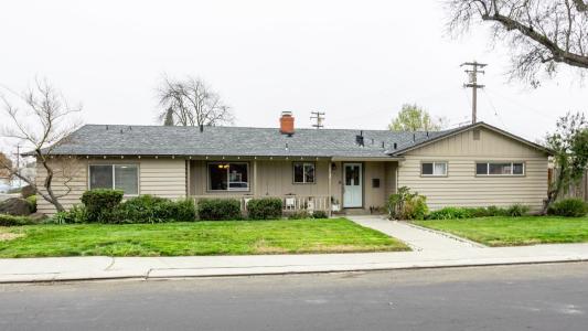 2001 Enslen Avenue, Modesto, カリフォルニア 95350, アメリカ合衆国