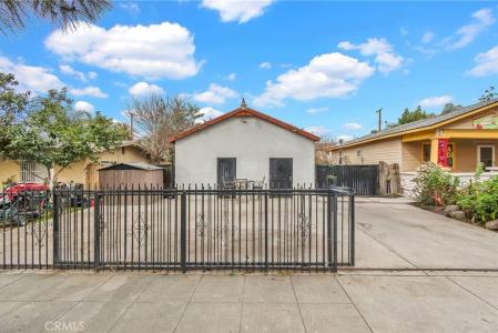1151 W Mission, Pomona, California 91766, USA