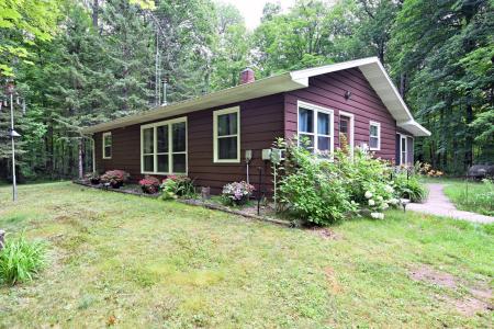 6880 N Koudelka Avenue, Stone Lake, Wisconsin 54876, USA