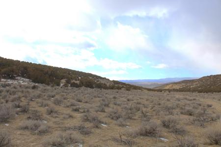 3215 East Little Valley Road, Vernal, Utah 84078, USA