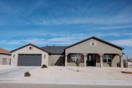 2302 Seville Loop, Carlsbad, NM 88220, USA