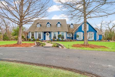 2365 Wildwood Lane, Paris, Texas 75462