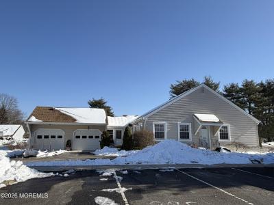 30 A Plaza De Las Flores, Hipoteczne, New Jersey 07728, USA