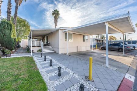 1855 E Riverside Dr, Ontario, Californie 91761, États-Unis