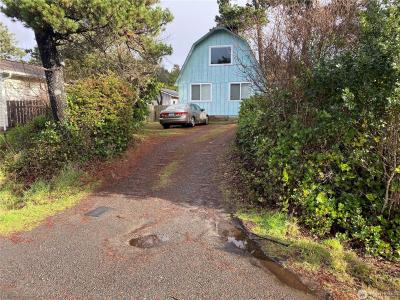 27006 RIDGE Ave, Ocean Park, Washington 98640, USA