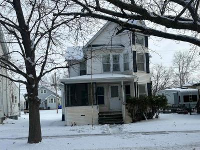 215 1st Ave Ne, Oelwein, Iowa 50662, USA