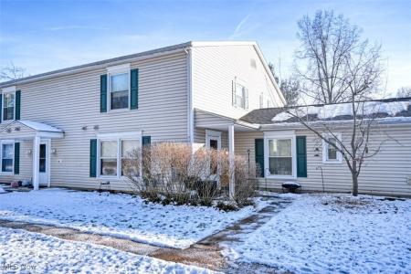 285 Ivy Hill Lane #B-18, Medina, Ohio 44256, USA