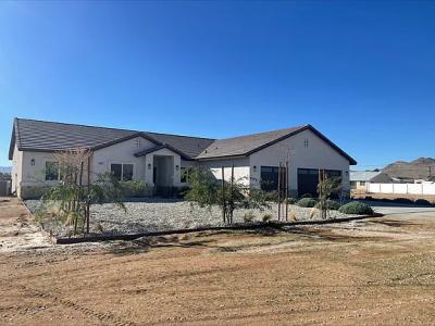 21053 Huasna Rd., Apple Valley, California 92307, USA