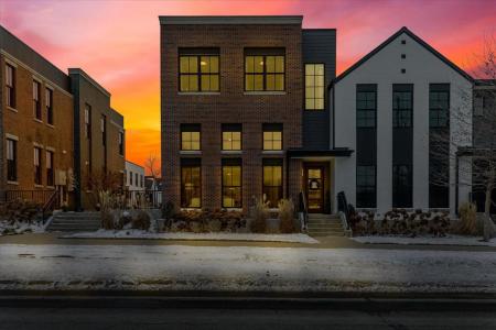 419 Main Street, Pella, Iowa 50219, USA