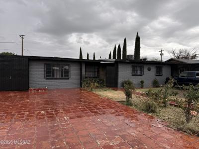 2664 N Valle Verde Drive, Nogales, Arizona 85621, USA