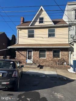 217-219 E Ave, Mount Carmel, Pennsylvania 17851, Stati Uniti