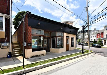 142 Railroad Street, Phoenixville, Pennsylvania 19460, Amerika Birleşik Devletleri