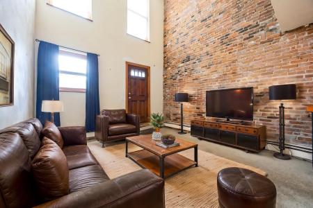 20 Beacon Street Unit 2, Chelsea, Massachusetts 02150, USA