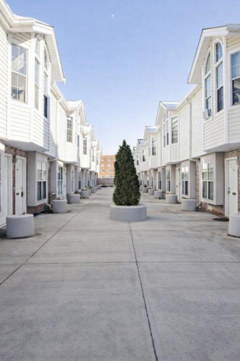 5039 Warren Street, Skokie, Illinois 60077, Estados Unidos