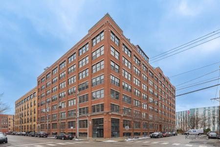 913 W Van Buren Street #1A, Chicago, Illinois 60607, USA