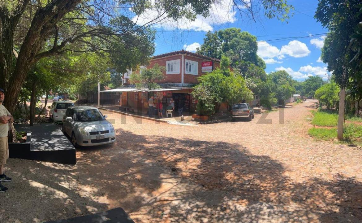 Luque, Central 00001, Le Paraguay