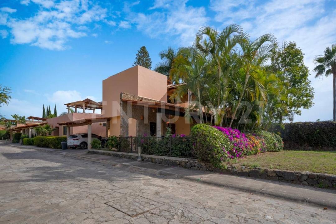 Paseo Tikal 35,, Chapala, Jalisco 45915, Mexique