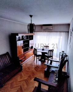 Luis Saenz Peña 1100, Constitución, Capital Federal 00001, Argentina