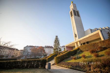 32, Holandská, Praha, území Hlavního města Prahy 10100, Czech Republic