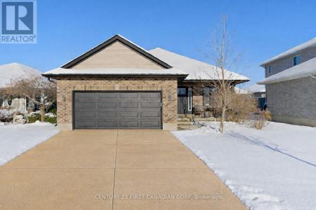 46 WESTLAKE DRIVE, St. Thomas, Ontario N5P 0C6, Canada