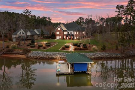5231 Peninsula Drive, Granite Falls, NC 28630, USA