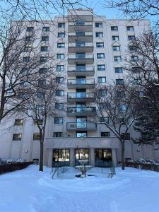 160  Ch. de la Rive-Boisée, Montréal (Pierrefonds-Roxboro), Quebec H8Z 3L2, Canadá