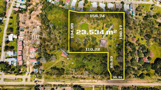 Junto a l urbanizacion Rio Sierra , Urubo, Santa Cruz 00001, Bolivia