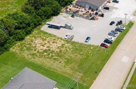 204 W Deerwood Drive, Jackson, Missouri 63755, USA