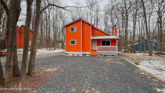 1355 Winding Way, Tobyhanna, Pennsylvanie 18466, États-Unis