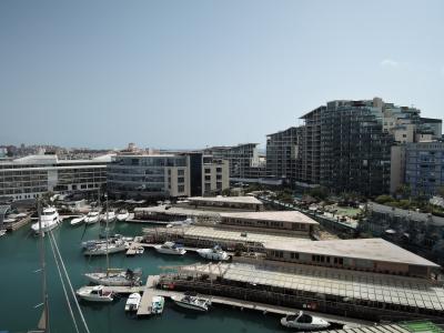 1/1, 15, Watergardens, Ocean Village, ジブラルタル