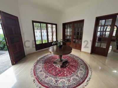 Alameda Las Rosas, Caracas, Distrito Capital 1060, Venezuela