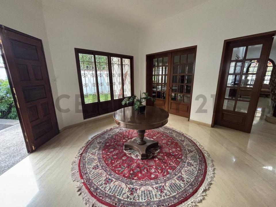 Alameda Las Rosas, Caracas, Distrito Capital 1060, Venezuela