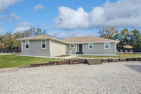 323 McLain Lane, Geneva, Florida 32732, USA
