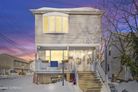 9 Kearney Street, Keyport, NJ 07735, USA