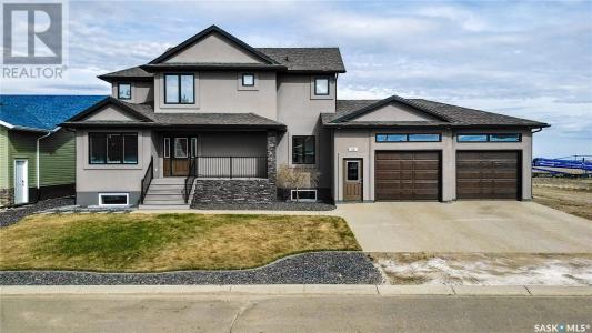 45 CRESCENT DRIVE, Avonlea, Saskatchewan S0H 0C0, Canada