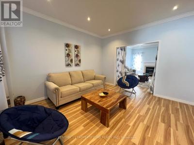 16 COTTONTAIL ROAD, Brampton (fletcher's Meadow), 온타리오주 L7A 3R3, 캐나다