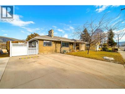 1767 QUILCHENA AVENUE, Merritt, ブリティッシュコロンビア V1K 1B8, カナダ