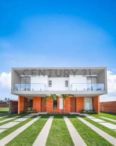 Radial 26 Km. 9 1/2 al Norte Condominio Jorori Norte , Norte, Santa Cruz 00001, Bolivia